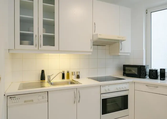 Apartment Cozy Corner Perfect For 4 To 6 Hip Area And Parking