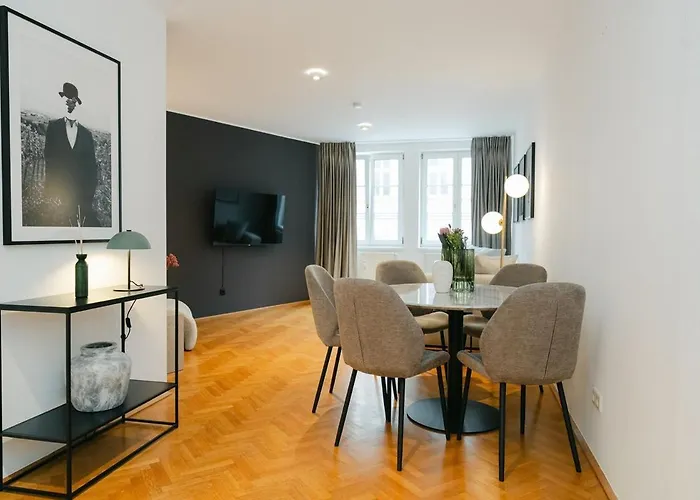 Apartment Cozy Corner Perfect For 4 To 6 Hip Area And Parking *